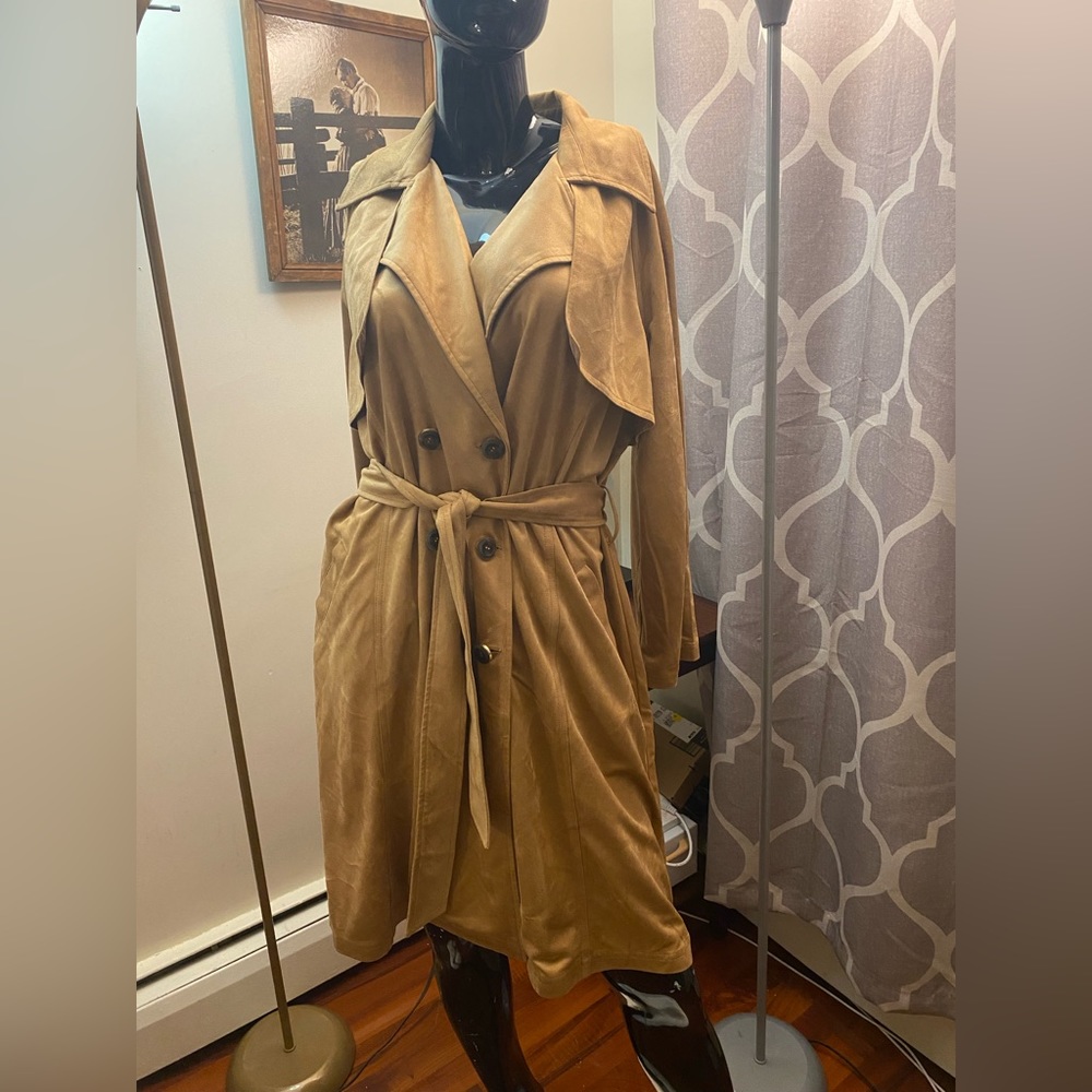 Chicos velours Womens Sz 2 French Trench Jacket Removable Belt camel color